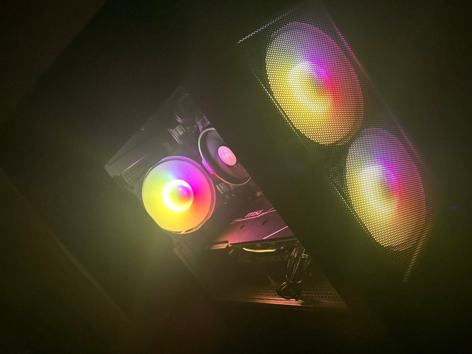 Custom gaming PC build by Cymru Computers