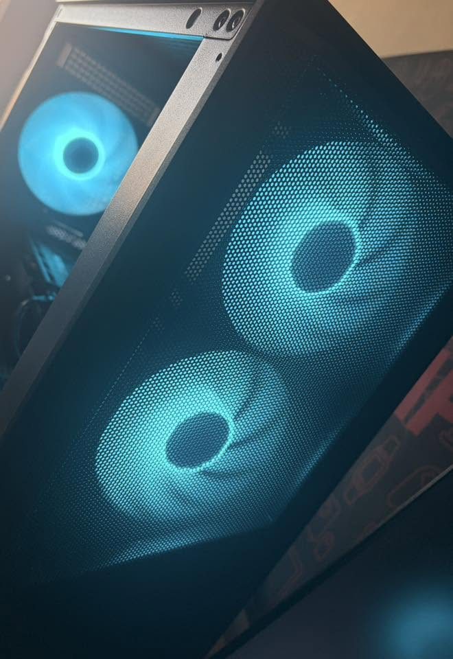 Custom gaming PC build by Cymru Computers