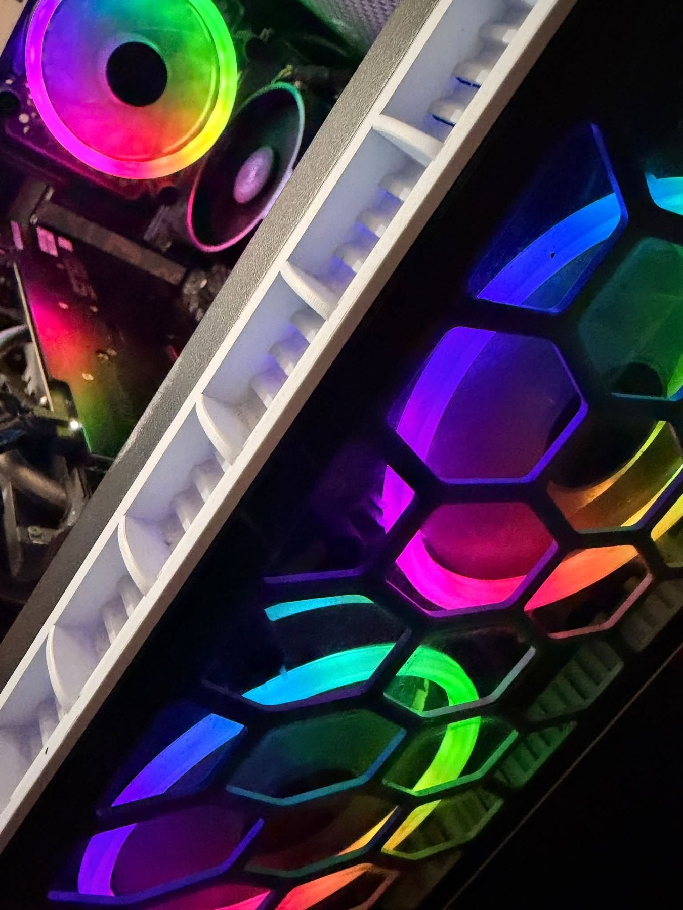Custom gaming PC build by Cymru Computers